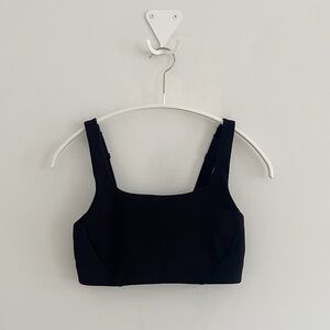 Lululemon Ribbed Train Bra MEDIUM SUPPORT, C/D CUPS, Size 6